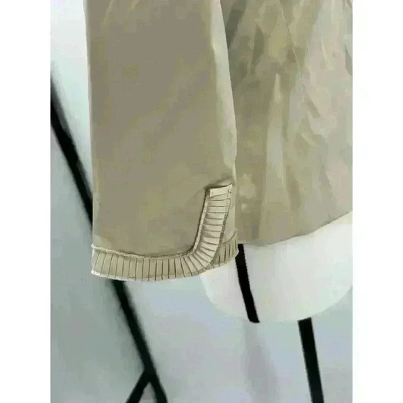 Loft Women's Sz 2 Light Green Button-Up Jacket Stunning Sleeve & Neck Detail - Picture 4 of 8